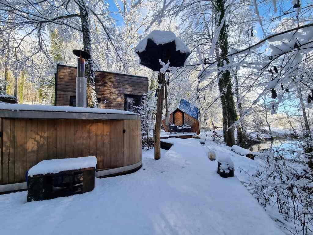 Lodge Lacus & Spa sous la neige